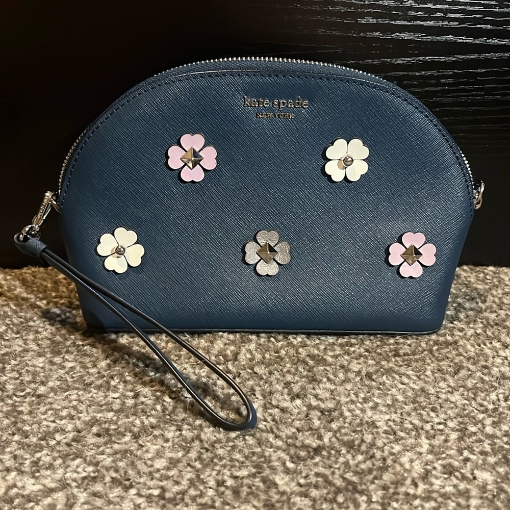 Kate Spade Cameron Flower Wristlet